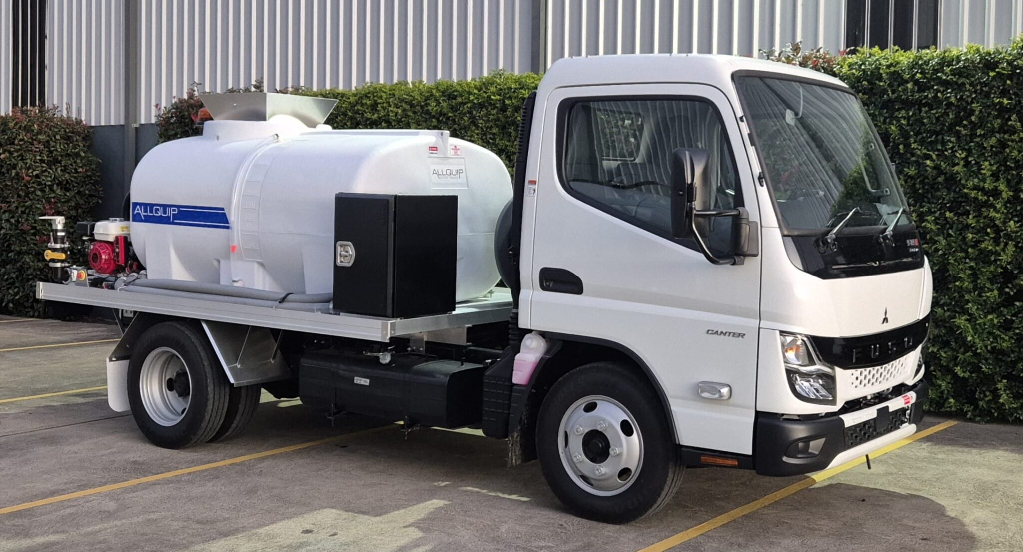 Car Licence Polyethylene 2,000L Water Trucks