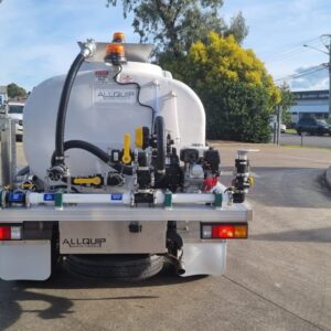 Car Licence Polyethylene 2,000L Water Trucks