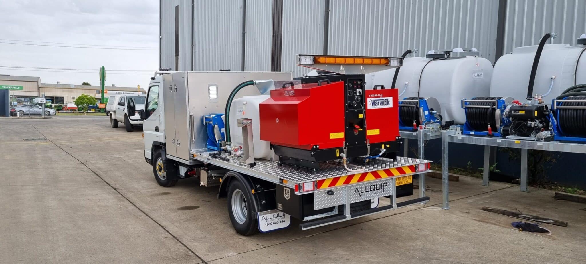 Polyethylene 1,000L Cleaning Trucks