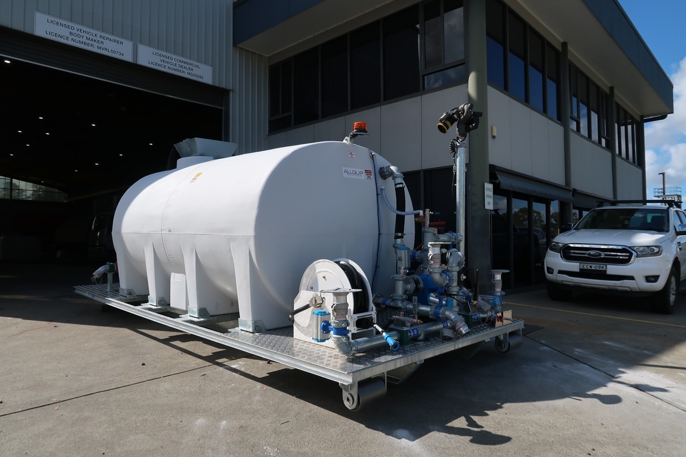 Polyethylene 16,000L Hooklift Water Modules