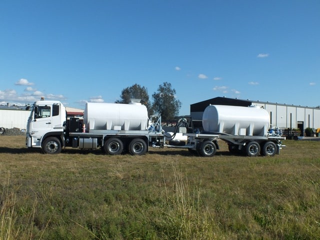 Polyethylene 14,000L Dog Trailer Fire Tanker