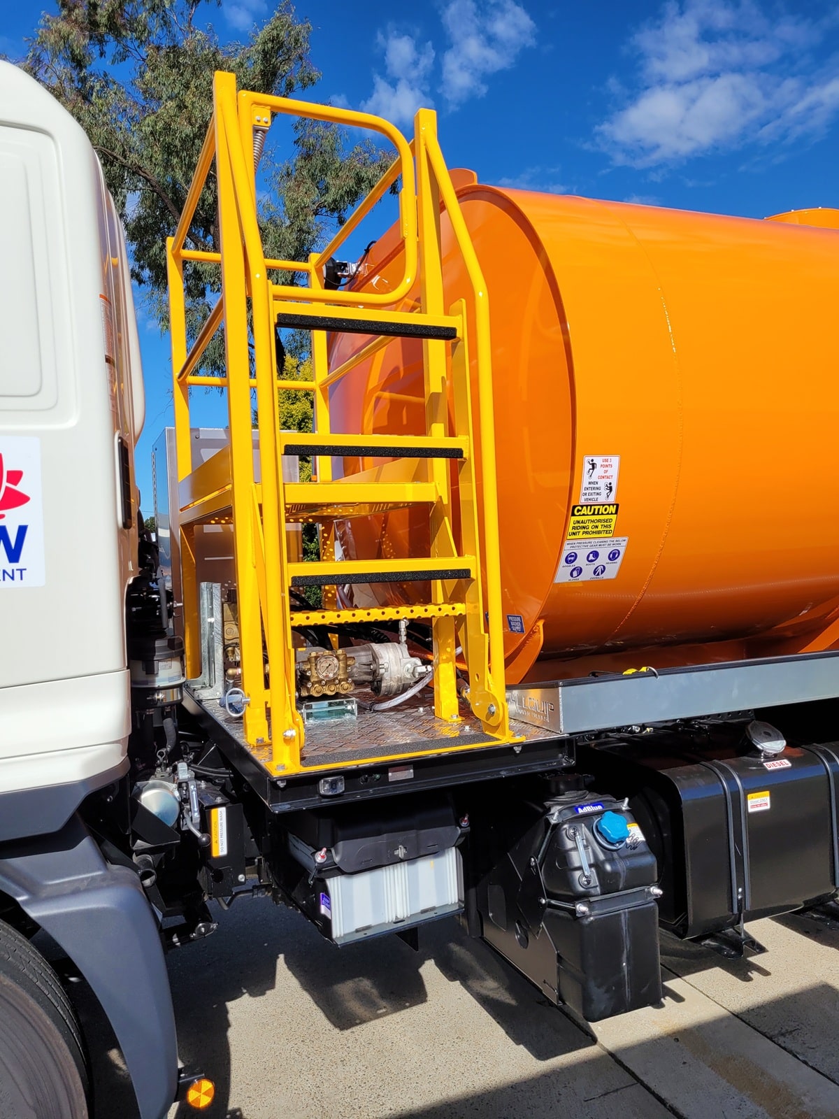 Aluminium 8,000L Water Trucks