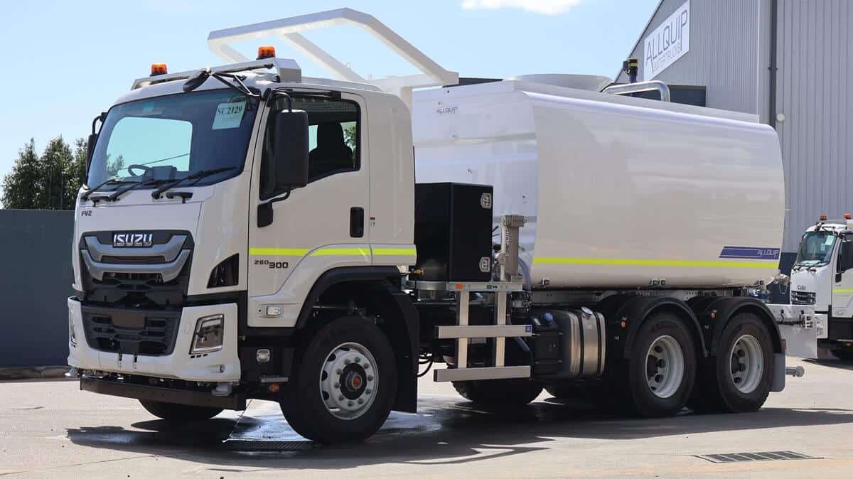 Steel 14,000L Water Trucks