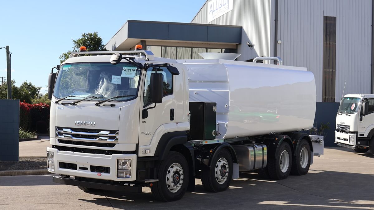 Steel 20,000L Water Trucks