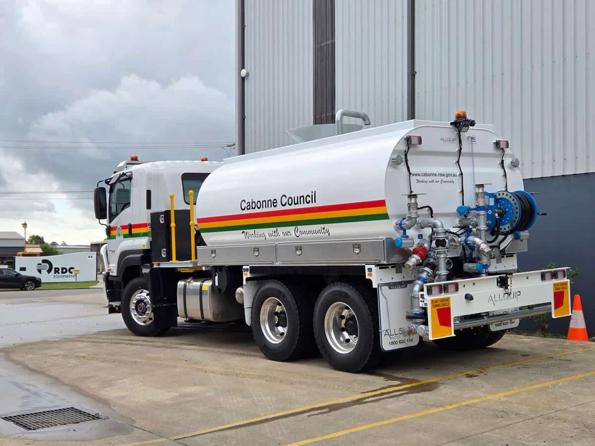 Steel 8,000L Water Trucks